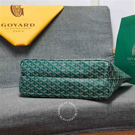 super.fake goyard